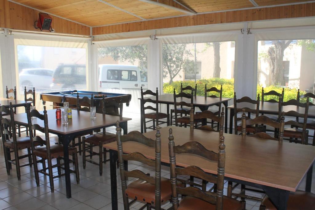 Hostal Can Bassalis Палс Екстериор снимка